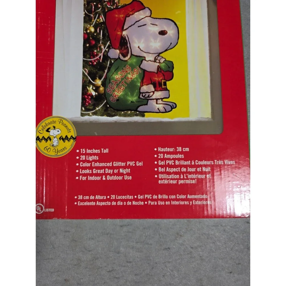PEANUTS SNOOPY Lighted Sculpture 15